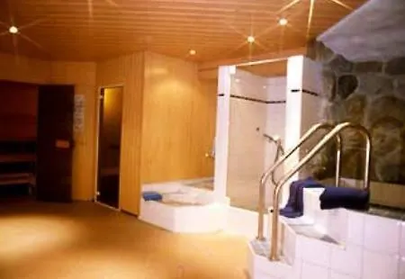 بيت ريفي ألتي بوست