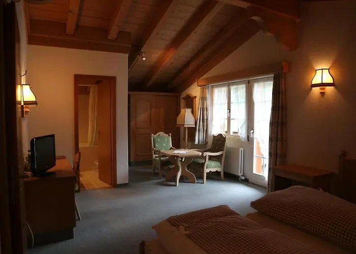 אורחן Alte Post גרינדלוולד